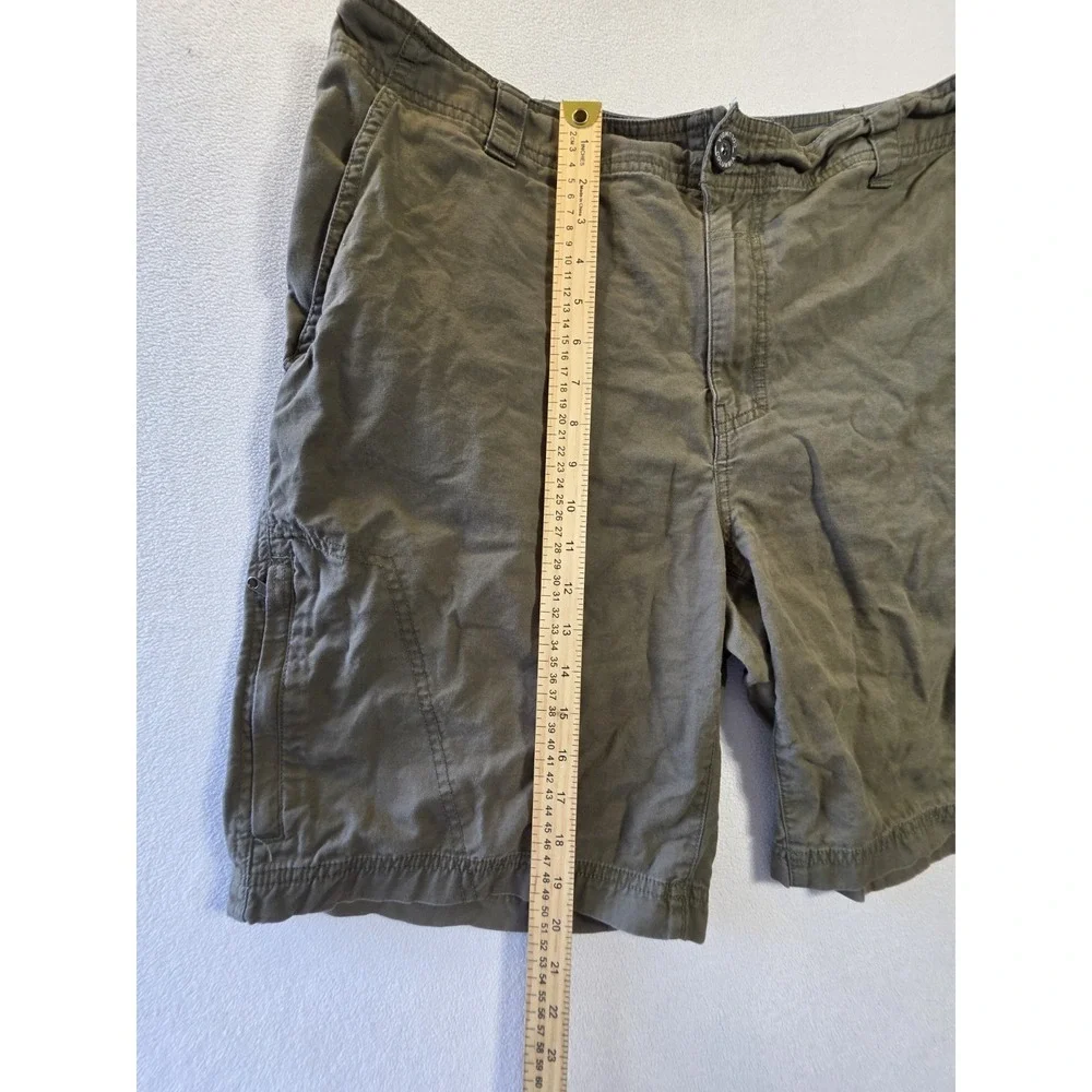 Columbia Omni-Shade Men's Shorts 36W 10L Olive Green Outdoor Hiking Pockets